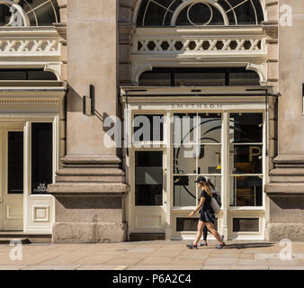 Una vista tipica della città di Londra Foto Stock