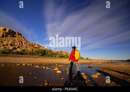 Casbah de Aït Benhaddou (S.XVI). Cordillera del Atlas. Marruecos. Maghreb. L'Africa. Foto Stock