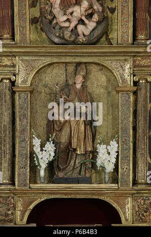 PARROQUIA DE SAN MARTIN. DETALLES del retablo. Foto Stock