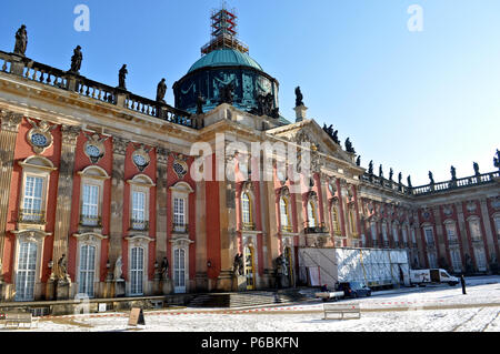 Il Neues Palais o Nuovo Palazzo, un barocco e rococò royal residence nel Parco Sanssouci, Potsdam, Germania Foto Stock