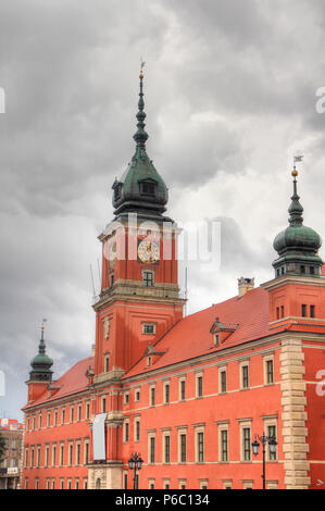 Varsavia, Polonia. Città Vecchia - famoso castello reale. UNESCO - Sito Patrimonio dell'umanità. Immagine hdr. Foto Stock