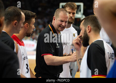 29 giugno 2018, Germania, Braunschweig, Basket, qualificazione della Coppa del Mondo, vs Germania Austria, primo round, gruppo G, 5° giornata: la Germania head coach Henrik Roedl. Foto: Swen Pförtner/dpa Foto Stock