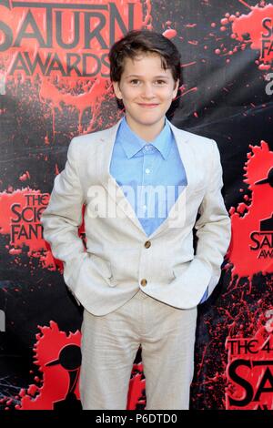 Burbank, CA. Il 27 giugno, 2018. Gabriel Bateman presso gli arrivi per Accademia di fantascienza, fantasy e horror film 44th Saturn Awards, Burbank, CA 27 Giugno 2018. Credito: Priscilla concedere/Everett raccolta/Alamy Live News Foto Stock