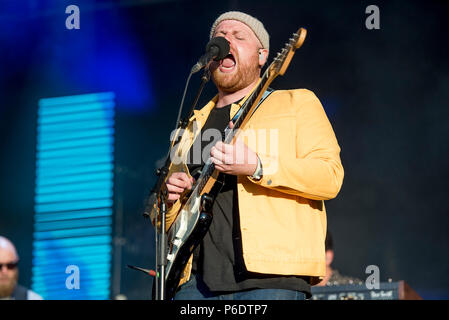 Glasgow, Regno Unito. Il 29 giugno 2018. Tom Walker esegue il Re Tut della fase a TRNSMT Festival 2018, Glasgow Green, Glasgowl 29/06/2018 © Gary Mather/Alamy Live News Foto Stock