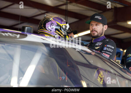 Di Joliet, in Illinois, Stati Uniti d'America. Il 29 giugno, 2018. Ryan Truex (11) è pronta per la pratica per la Overton's 300 alla gara motociclistica su pista di Chicagoland in Joliet, Illinois. Credito: Stephen A. Arce/ASP/ZUMA filo/Alamy Live News Foto Stock