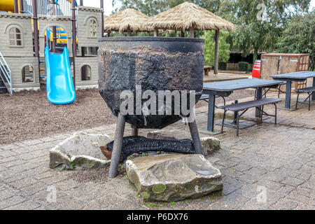 Ballarat, Victoria, Australia, 30 giugno 2018. Cavalieri di fuoco Display - 30 giugno 2018,Kryal Castle - Ballarat,Victoria, Australia. Credito: Brett keating/Alamy Live News Foto Stock