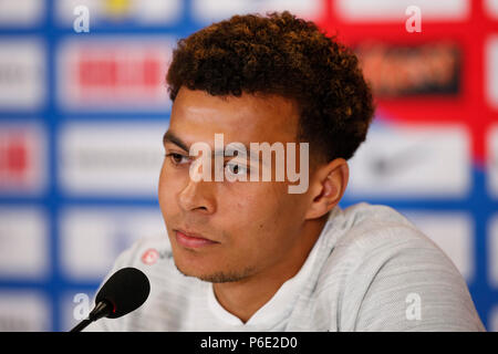 Il dele Alli di Inghilterra durante un'Inghilterra conferenza stampa presso Repino Cronwell Park Hotel il 30 giugno 2018 in Repino, San Pietroburgo, Russia. (Foto di Daniel Chesterton/phcimages.com) Foto Stock