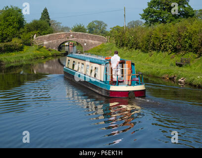 Canal Boat in Llangollen Canal a minore Frankton, Shropshire. Foto Stock