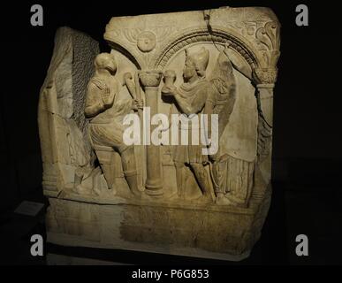 Frammento di un sarcofago romano vasca. Ii secolo D.C. Il marmo. Da Creta (Grecia). Museo archeologico. Istanbul. La Turchia. Foto Stock