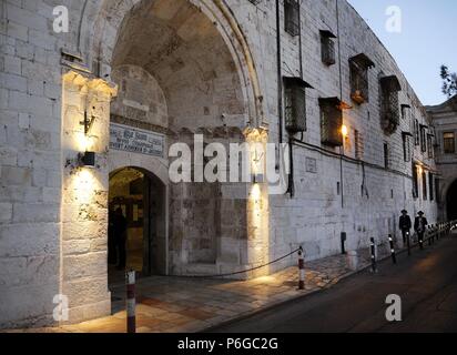 Israele. Gerusalemme. Cattedrale di San Giacomo, del XII secolo, sede del Patriarcato Armeno di Gerusalemme. Quartiere Armeno. Esterno. Foto Stock