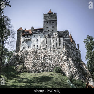 Castello di Dracula in estate sun. Foto Stock