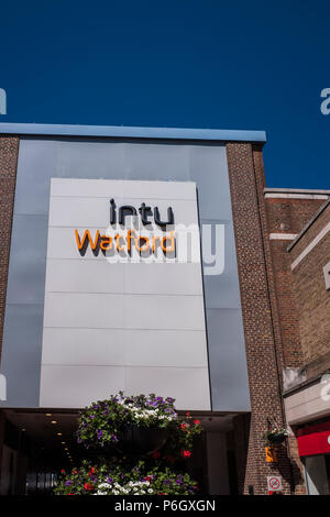 Watford Town Center, Hertfordshire, England, Regno Unito Foto Stock