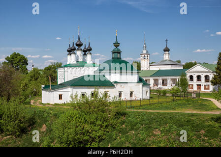 Suzdal, un tempio complesso nel centro della città, Russia Foto Stock