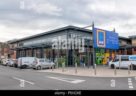 Supermercato Aldi in Blackpool, Lancashire, Regno Unito Foto Stock