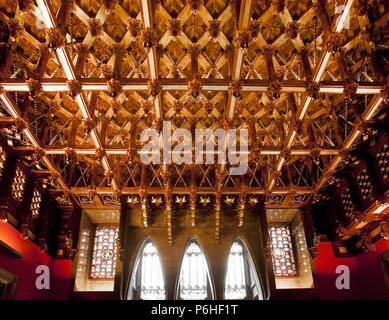 Palau Güell. Soffitto 'sala de pasos perdidos'. Foto Stock