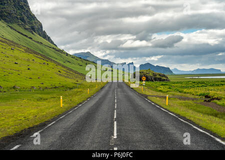 Strade asfaltate in Islanda Foto Stock
