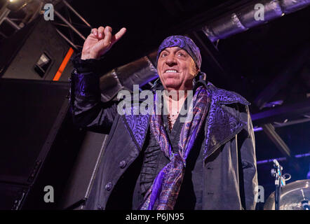 Giugno 30, 2018 - STEVIE Van Zandt, Bruce Springsteen E Street Band gli stati, le soprano & Lilyhammer attore perfoming come leader di Little Steven e discepoli di anima durante il loro "Soulfire Teachrock Tour', Live at The O2 Academy, Liverpool UK Credit: Andy Von Pip/ZUMA filo/Alamy Live News Foto Stock