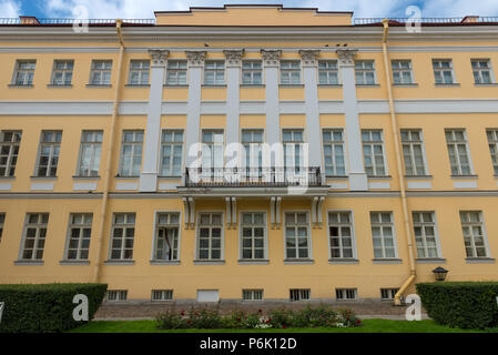 SAINT PETERSBURG, Russia - 18 agosto 2017: Moika terrapieno, 12. L'ultimo indirizzo di A. S. Pushkin. Il poeta visse qui nel 1836-1837 Foto Stock