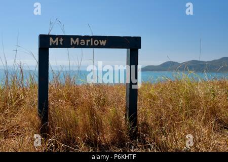 Montare Marlow segno, molti picchi di escursione al Monte Marlow, città di Townsville Queensland comune, 4810, Australia Foto Stock