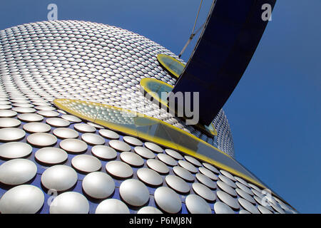 Birmingham, Regno Unito: Giugno 29, 2018: Selfridges è uno della città di Birmingham più distintivi e i punti di riferimento iconici e parte del Centro Commerciale per lo shopping Bullring. Foto Stock