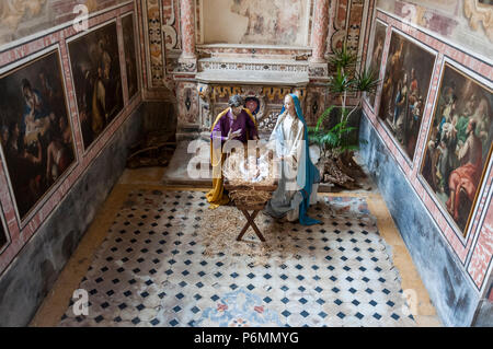 Napoli , Italia su 10 16 2016 Il Chiostro di San Gregorio Armeno a Napoli Foto Stock