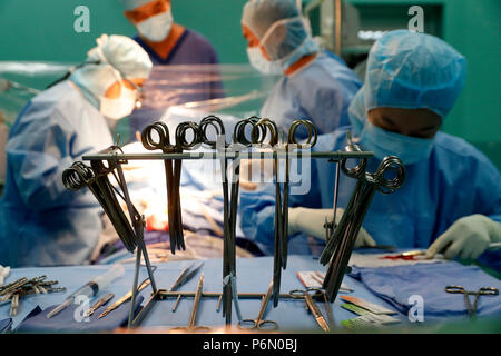 Duc Tam Cardiologia Ospedale. Teatro operativo. Gli interventi di cardiochirurgia. Ho Chi Minh City. Il Vietnam. Foto Stock