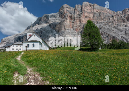 Il Sasso di Santa Croce, Badia, Alto Adige, Dolomiti, Italia, Europa Foto Stock