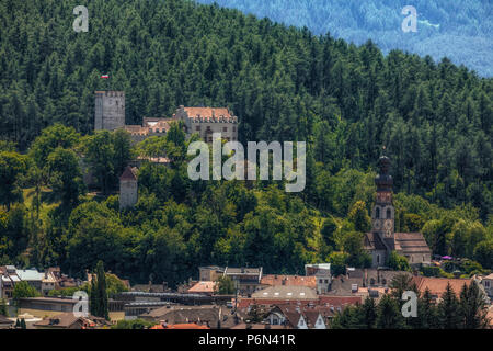 Brunico, Castello di Brunico, Alto Adige, Dolomiti, Italia, Europa Foto Stock