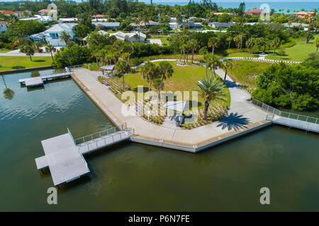 Bayfront Park sulla barca lunga chiave è prossima Sarasota e Anna Maria Island Florida e è un costoso quartiere di lusso e vacanze preferite holiday Foto Stock