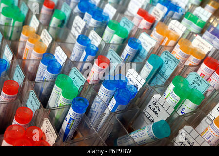 Farmacia. Medicinali omeopatici. La Francia. Foto Stock