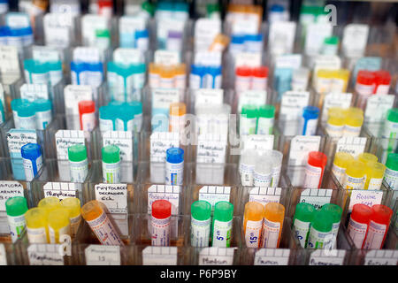 Farmacia. Medicinali omeopatici. La Francia. Foto Stock