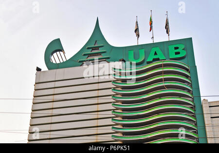 UAB, Regno Amara Bank Building, Banyar Dala Street, Yangon, Myanmar Foto Stock