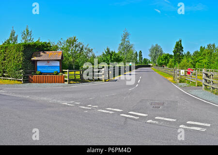 L'ingresso e firmare al caravan e camper Club sito vicino Bransgore in Hampshire Foto Stock