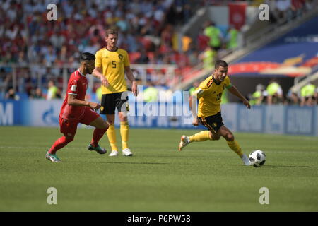 Anice Badri (TUN) Eden Hazard (BEL), la Coppa del Mondo FIFA Russia 2018 Gruppo G match tra Belgio 5-2 in Tunisia Spartak Stadium di Mosca, Russia, 23 giugno 2018. (Foto di ESTREMO ORIENTE PREMERE/AFLO) Foto Stock