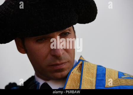 Soria, Spagna. 01 Luglio, 2018. Torero spagnolo Cayetano Rivera nella foto durante una corrida a 'La Chata' Bullring in Soria, nel nord della Spagna. Credito: Jorge Sanz/Pacific Press/Alamy Live News Foto Stock