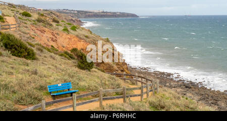 La passeggiata costiera, un sentiero a piedi lungo il litorale marino e MArino Rocks Beach, San Vincenzo Golfo appena a sud di Adelaide, SA, Australia. Foto Stock