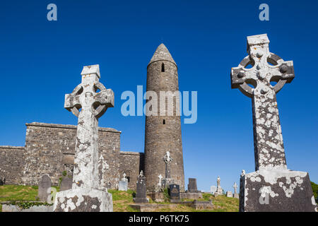 L'Irlanda, nella contea di Mayo, Castlebar, Turlough Round Tower, IX secolo Foto Stock