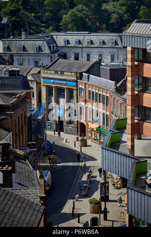 Rochdale Town Center, Yorkshire Street, la strada principale dello shopping di Greater Manchester Foto Stock