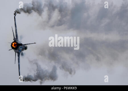 Cina. 3 Luglio, 2018. F belga16 aeromobili a Royal International Air Tattoo 2018. Credito: SIPA Asia/ZUMA filo/Alamy Live News Foto Stock