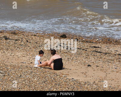 Sheerness, Regno Unito. 3 Luglio, 2018. Regno Unito: meteo soleggiate di Sheerness, Kent. Credito: James Bell/Alamy Live News Foto Stock