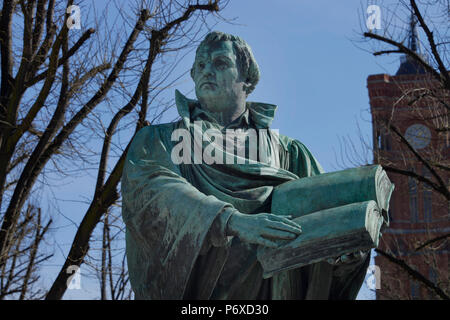 Martin-Luther-Denkmal, Karl-Liebknecht-Strasse, nel quartiere Mitte di Berlino, Deutschland Foto Stock