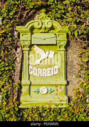 Il Brasile, la città di Rio de Janeiro, vecchio Letterbox in Santa Teresa quartiere. Foto Stock