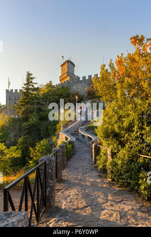 Repubblica di San Marino, la Repubblica di San Marino San Marino. Torre Guaita, Pirma Torre, La Rocca. Foto Stock