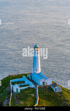 Nel Regno Unito, in Galles, Anglesey, Isola Santa, Sud pila faro Foto Stock