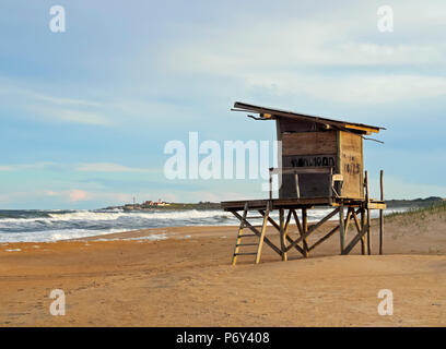 Uruguay, Rocha Dipartimento, Punta del Diablo, vista la Viuda Beach. Foto Stock