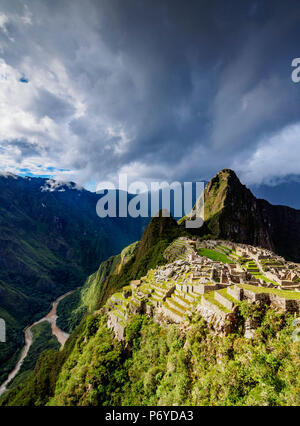 Machu Picchu rovine, regione di Cusco, Perù Foto Stock