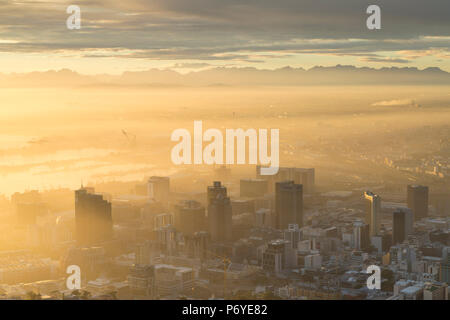 City Bowl all'alba, Cape Town, Western Cape, Sud Africa Foto Stock