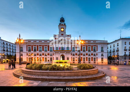 Real Casa di Post Office o Real Casa de Correos, piazza Puerta del Sol di Madrid La Comunità di Madrid, Spagna Foto Stock