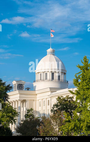 Stati Uniti, Alabama, Montgomery. Alabama State Capitol Building, ex Primo Campidoglio confederati, costruito 1850â€"51. Foto Stock