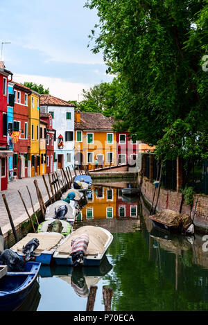 Burano, Venezia Italia, prese durante la primavera. Foto Stock